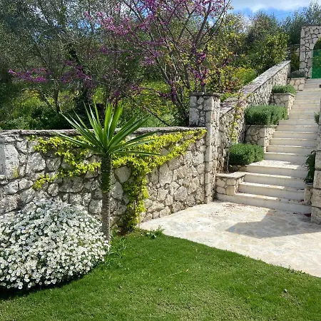 Villa By The In Karoubatika Near